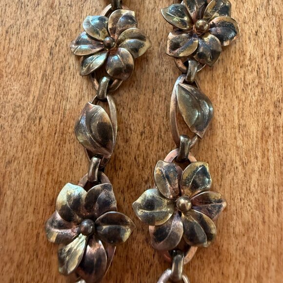 Real Vintage Antique Gold-and-Copper-Tone Rose Floral Necklace - Picture 3 of 7